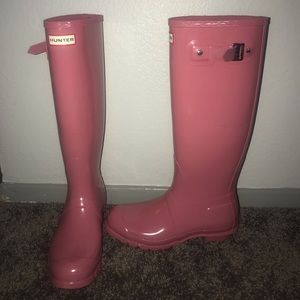 Bubblegum Pink Hunter Rainboots